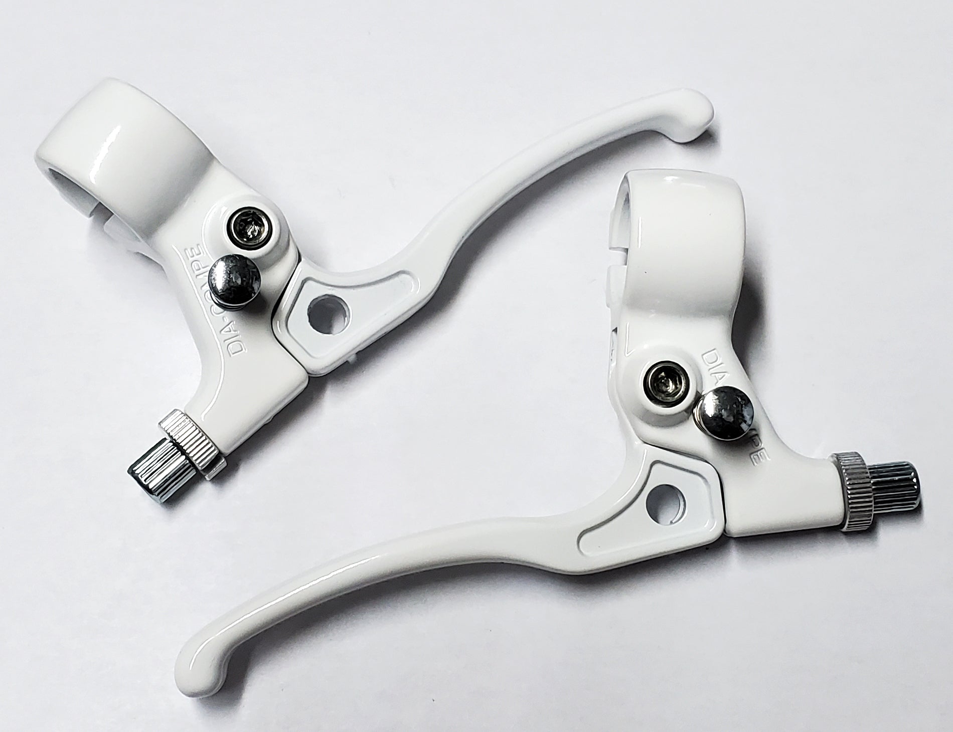 Dia Compe Tech-5 Locking BMX Brake Lever - Pair - White