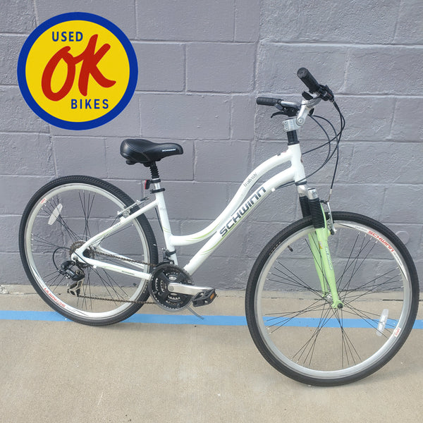 Schwinn Trailway Hybrid Bike 700c Schwinn Trailway 16