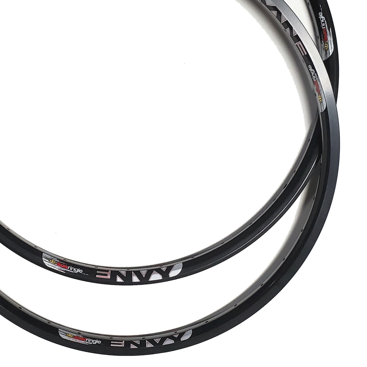 Two bicycle wheels with 'Cane' branding on a white background