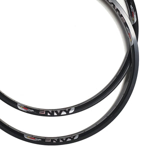 Two bicycle wheels with 'Cane' branding on a white background