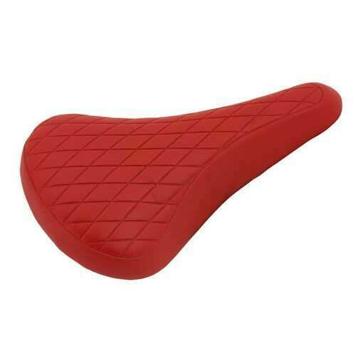 Quilted BMX / Road Retro Railed Seat - Red