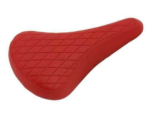 Quilted BMX / Road Retro Railed Seat - Red