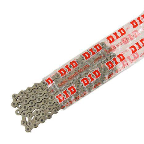 A packaged DID chrome BMX chain with a master link visible through the clear plastic packaging, featuring red branding on the chain.